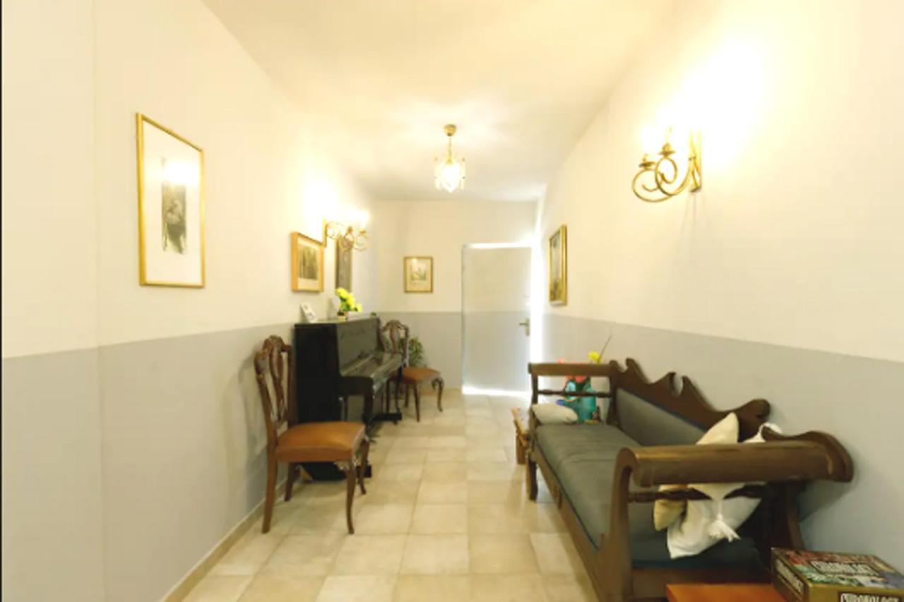 Best Located Ruby Luxury Escape Kalamata Bagian luar foto